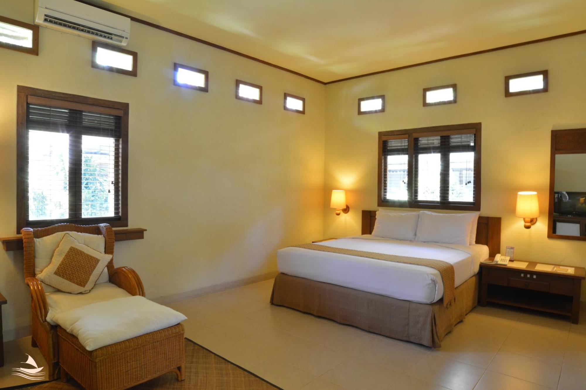 Besakih Beach Hotel Sanur Quarto foto