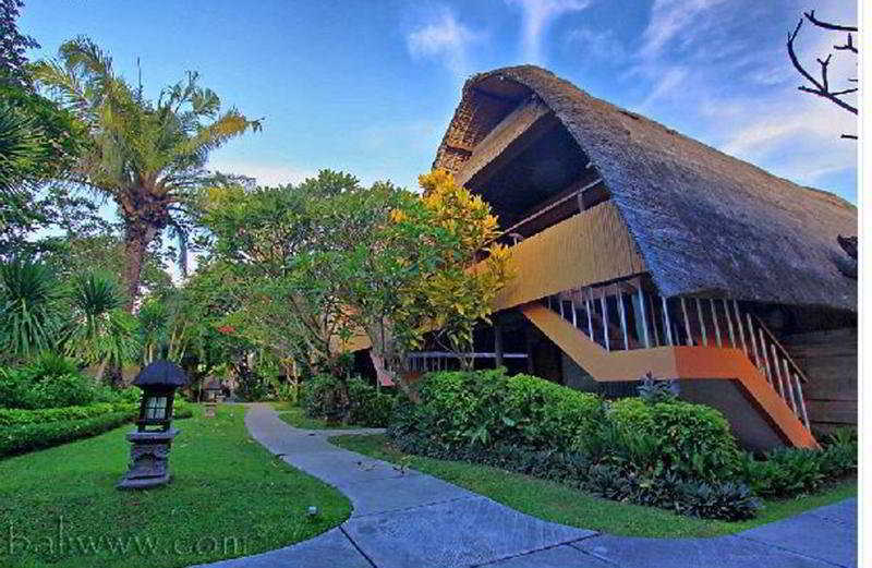 Besakih Beach Hotel Sanur Exterior foto