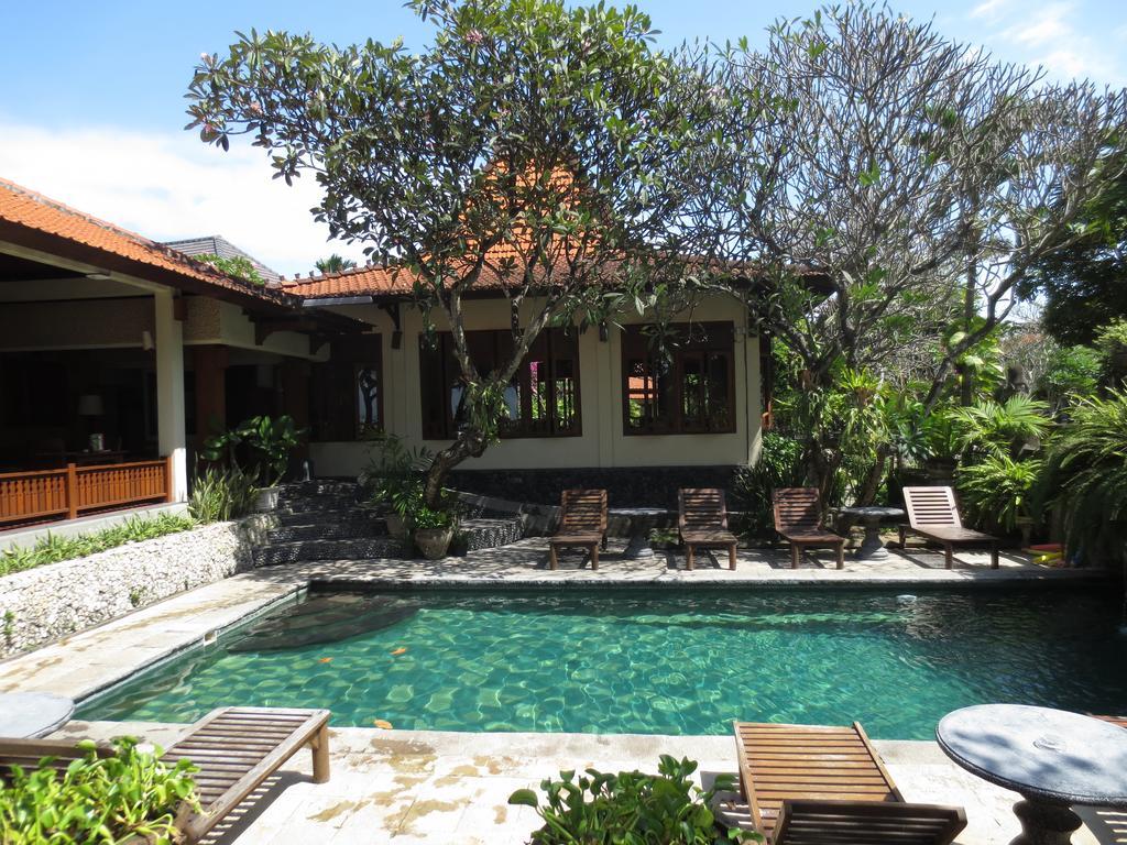 Besakih Beach Hotel Sanur Exterior foto
