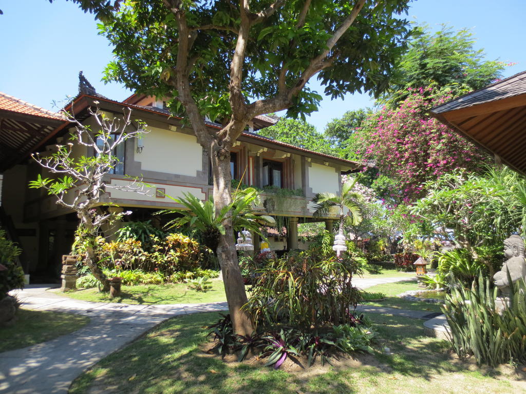 Besakih Beach Hotel Sanur Exterior foto