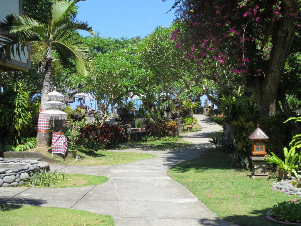 Besakih Beach Hotel Sanur Exterior foto